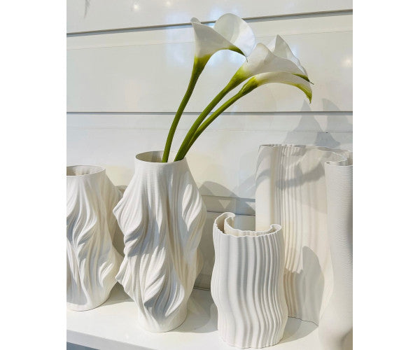 3D Printed Draped vase - 28x16 - hvid