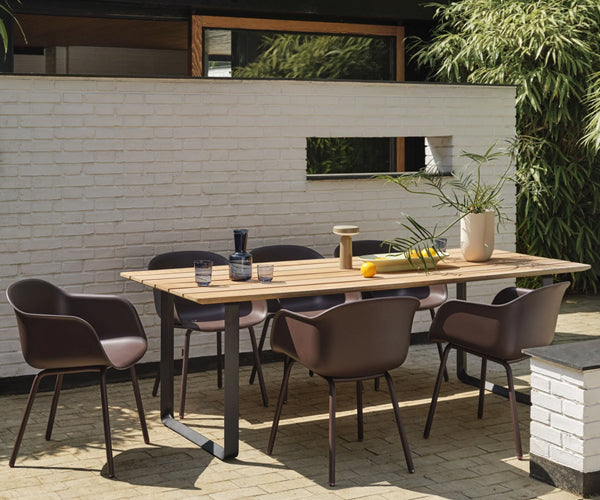 Muuto 70/70 Outdoor Table - 225x90 - Sapele Mahogany - Anthracite Black