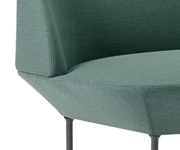 Muuto Oslo Lounge Chair - Steelcut Trio 966