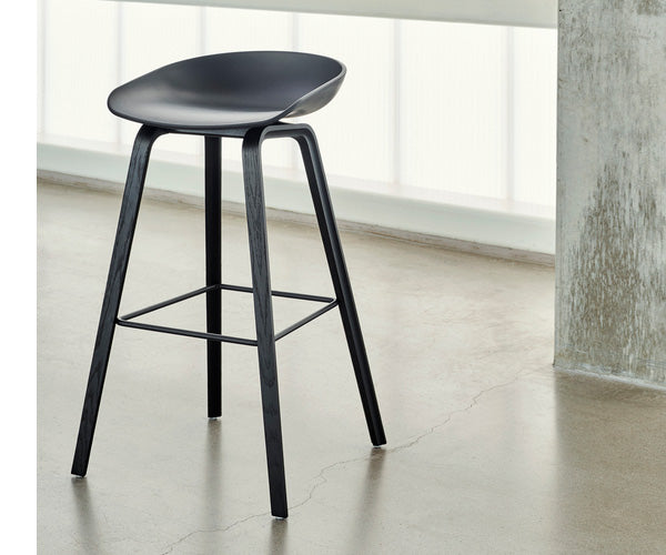 HAY About a Stool (AAS 32) Sort Eg - Sort - H:65cm