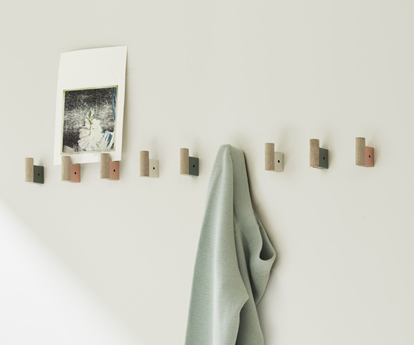 Muuto Attach Coat Hook - sæt a 2 stk. - Sort