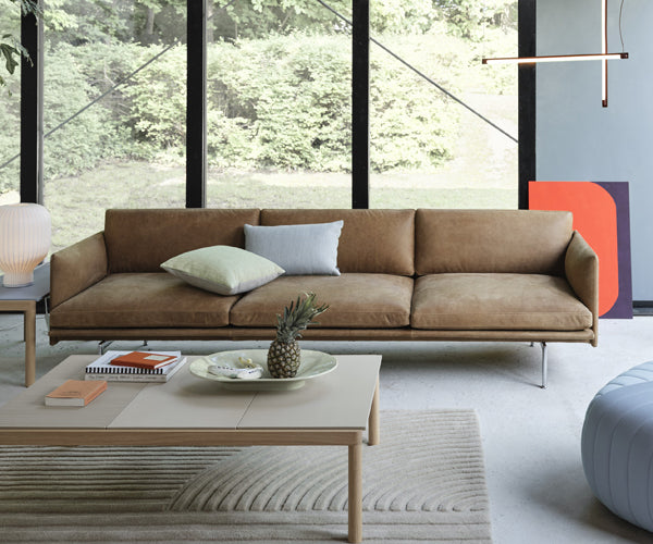 Muuto Outline Sofa - 3.5pers. - Camel Grace Leather - Alu Stel