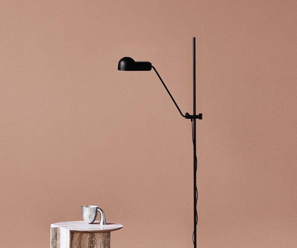 Karakter Domo Floor Lamp - Black