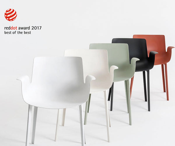 Kartell Piuma Spisestol red dot award winner