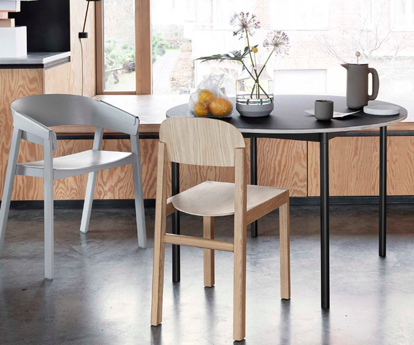 Muuto Base Table - Dia.110cm - Sort linolium