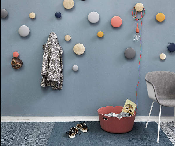 Muuto The Dots - Dark Grey - Small