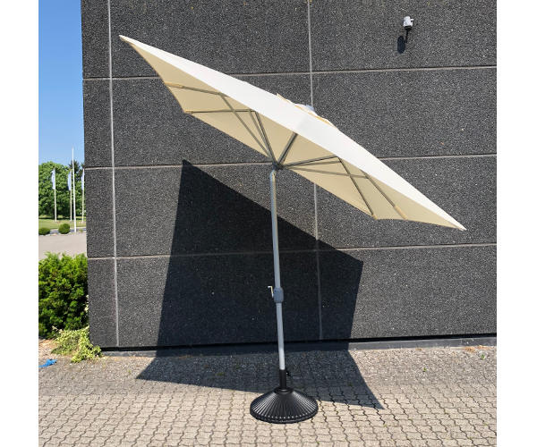 Royal Teak Parasol 250x250