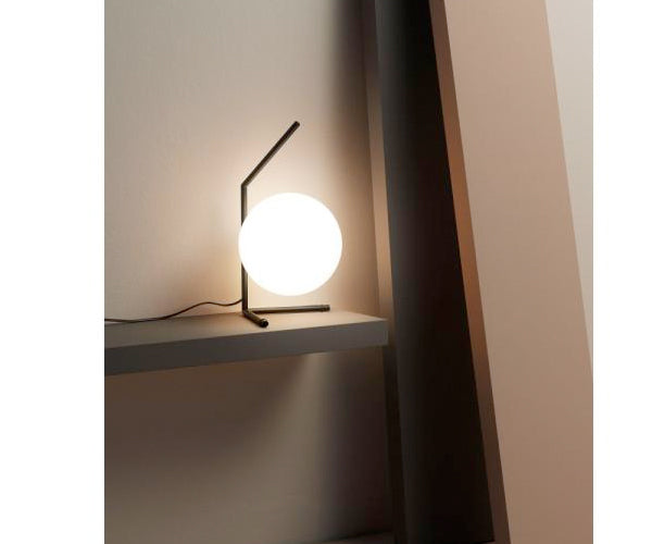 Flos IC Light T1 - Lav Bordlampe - Sort